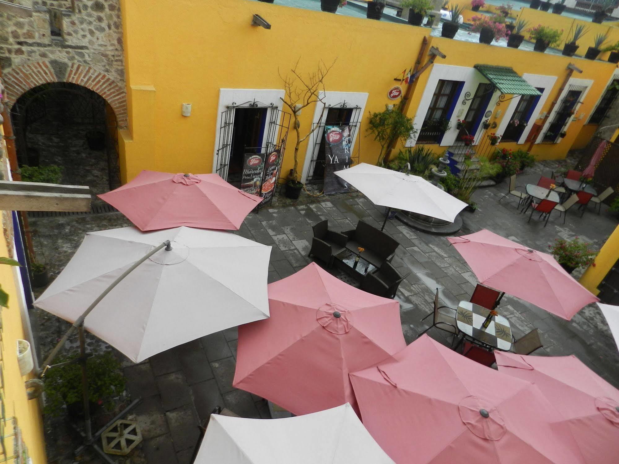 Collection O Al Otro Lado Del Rio, Puebla Ξενοδοχείο Εξωτερικό φωτογραφία Patio of the Casa de Morelos